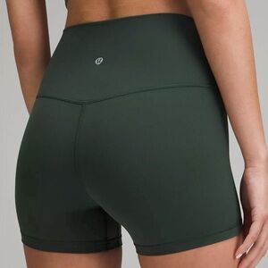 lululemon legacy green align hr short 4" size 6 NWOT